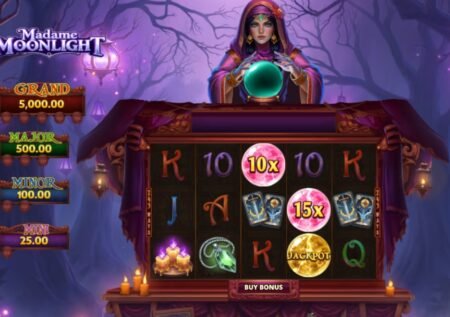 Madame Moonlight Slot